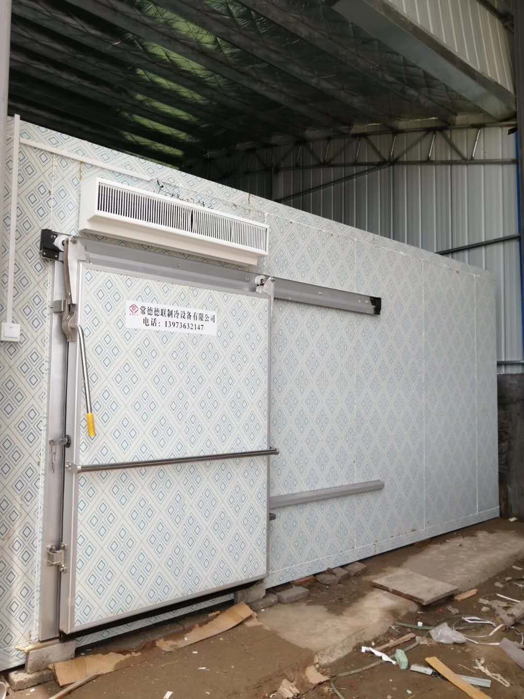 活動(dòng)冷庫(kù)安裝，調(diào)試